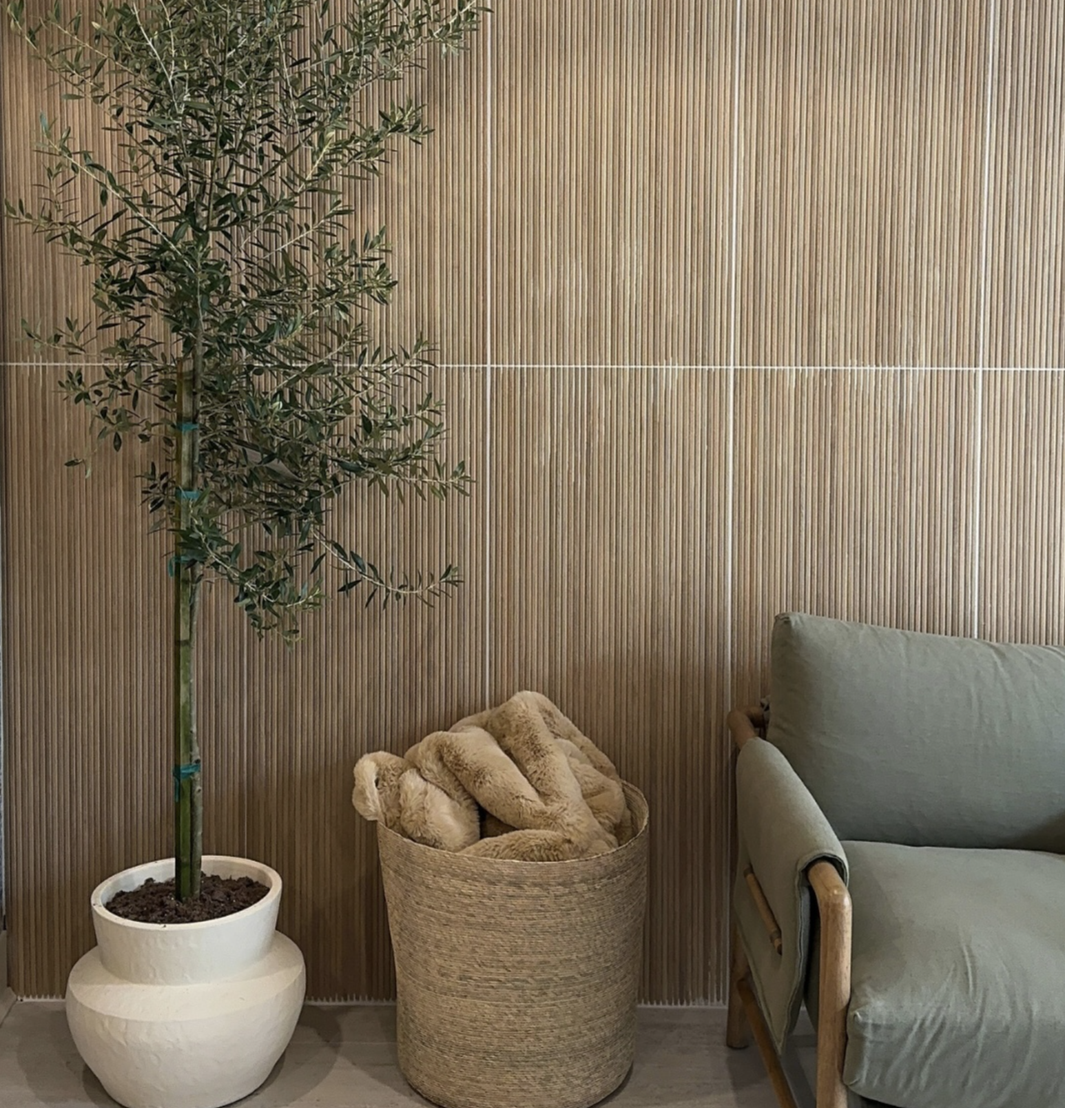 The Asbury Drip Lounge, with comfortable chairs and blankets for patients